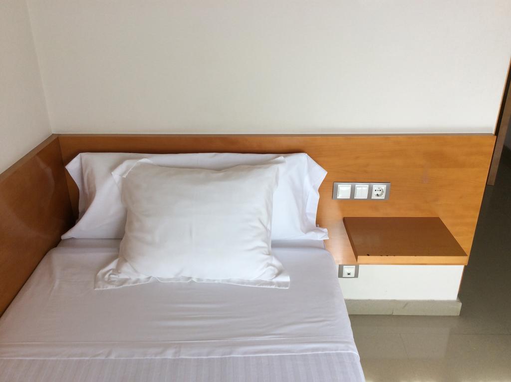 Hotel Viaurelia مونتبلانك الغرفة الصورة